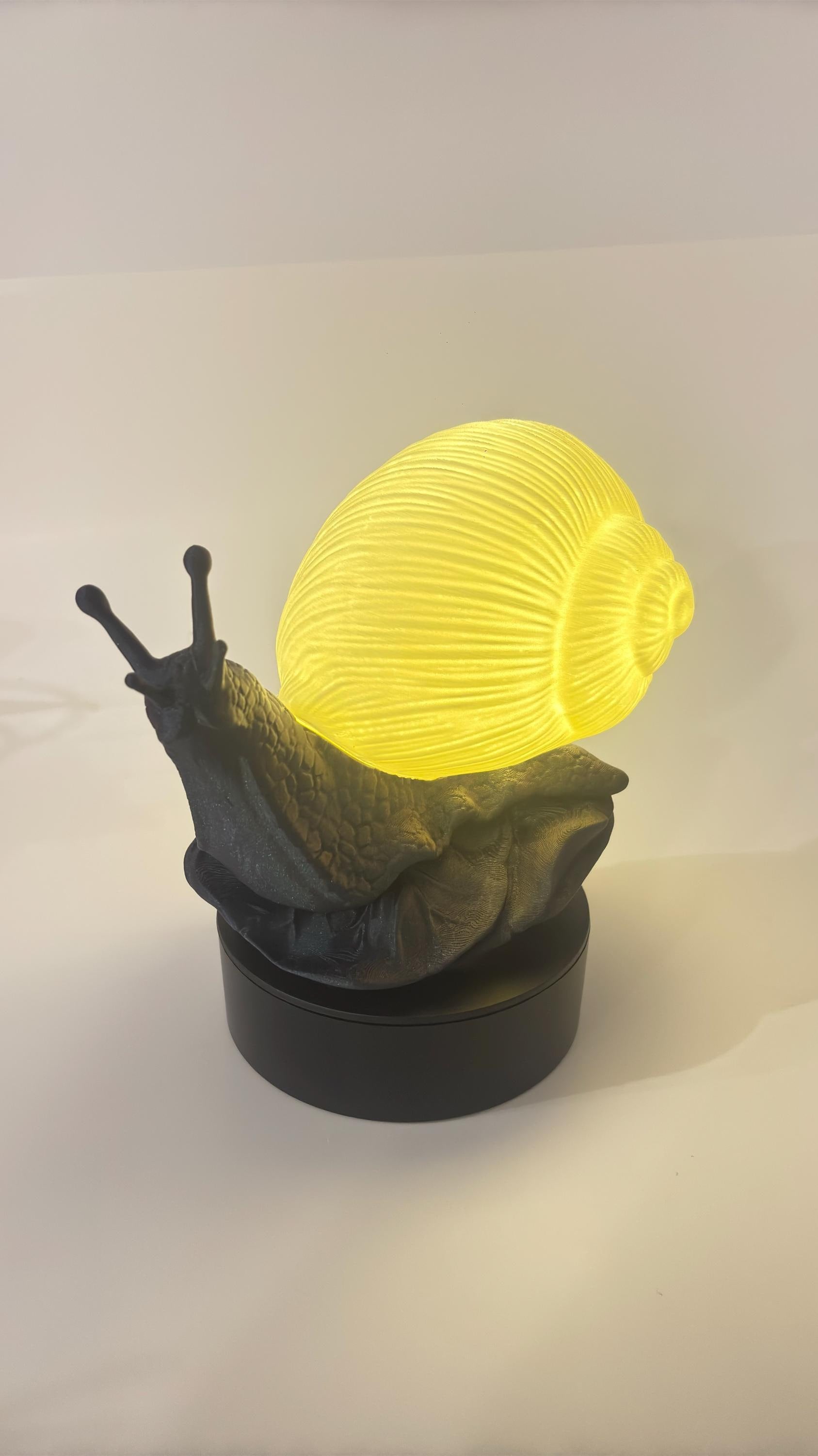 Glowing Snail Table Lamp - USB LED Lamp, with Switch - Warm White for Kids and Adults